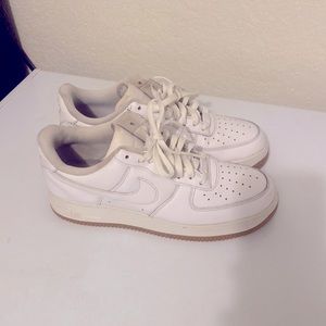 At 1’s all white gum bottoms